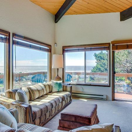 Arrow Point Villa Newport Exterior photo